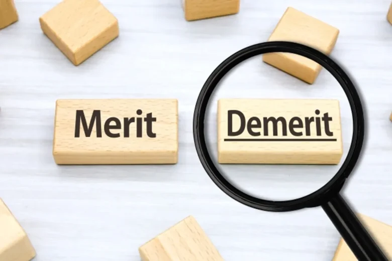 メリットとデメリットの比較